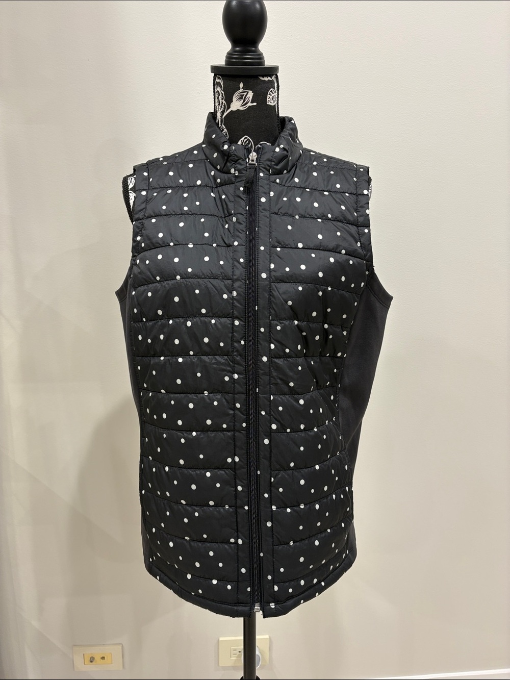 Chico’s weekends polkadot vest size 2